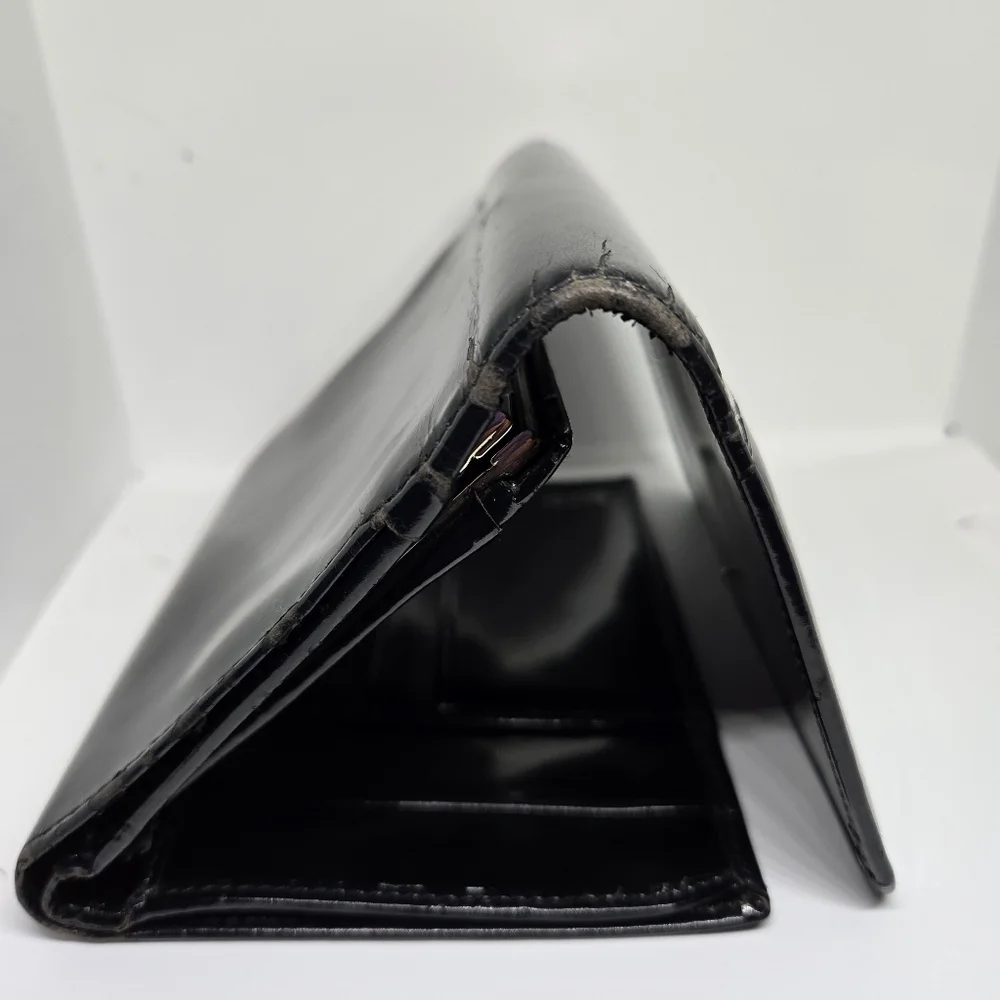 Gucci Patent Leather wallet - Picture 4 of 9